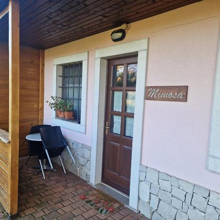 Bajta Fattoria Carsica Villa Baita Exteriör bild